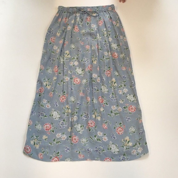 ❤️Eddie Bauer Floral Print Skirt 100%Rayon Sz S/P - Picture 2 of 7